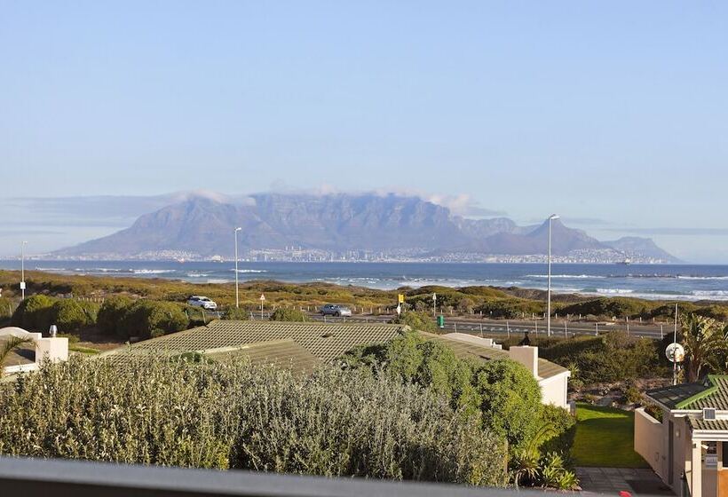 Big Bay Beach Club 21 By Hostagents