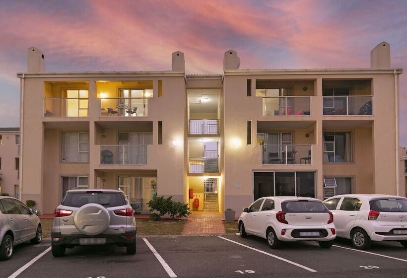 Big Bay Beach Club 21 By Hostagents