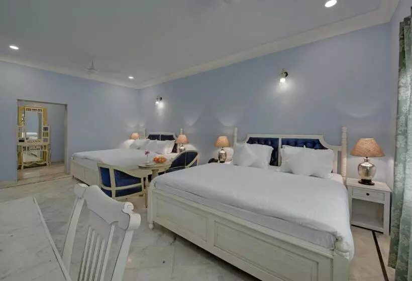 ホテル The Mount Bungalow Mount Abu