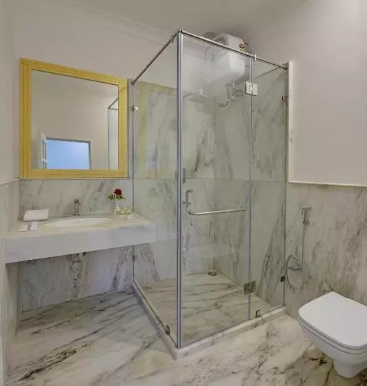 ホテル The Mount Bungalow Mount Abu