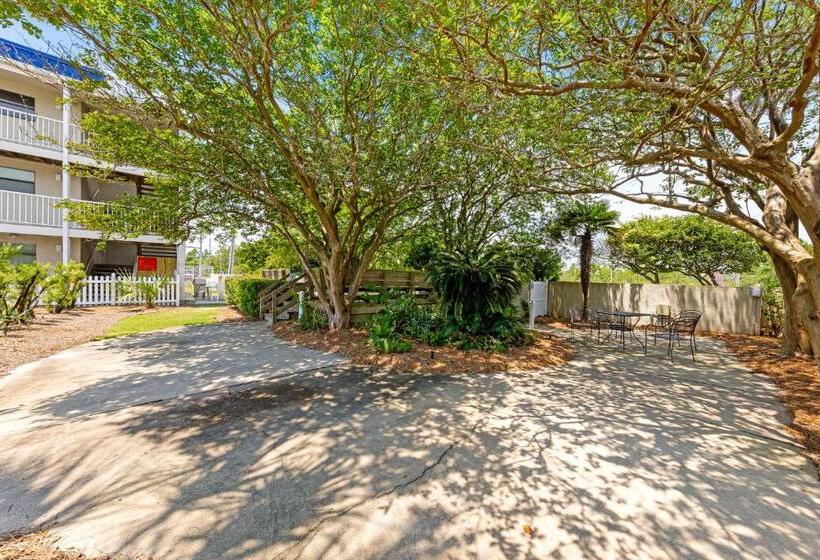 Seaside Beach & Racquet 5614