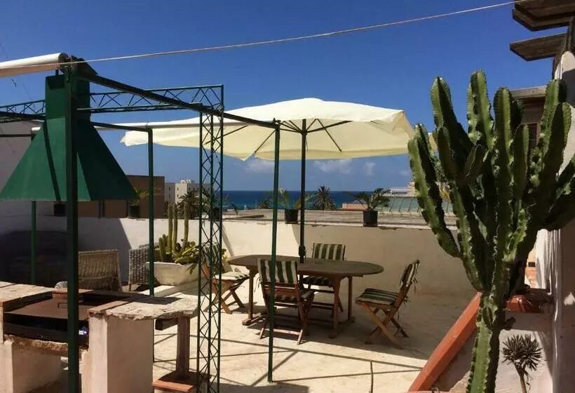 تختخواب و صبحانه Alla Busiata