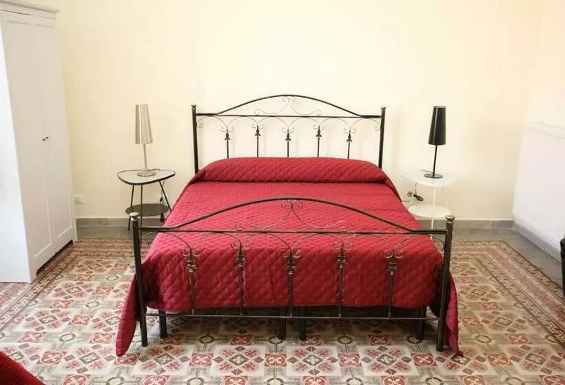 تختخواب و صبحانه Alla Busiata