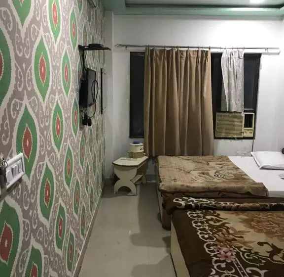 ホテル Hari Darshan