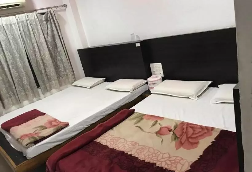 ホテル Hari Darshan
