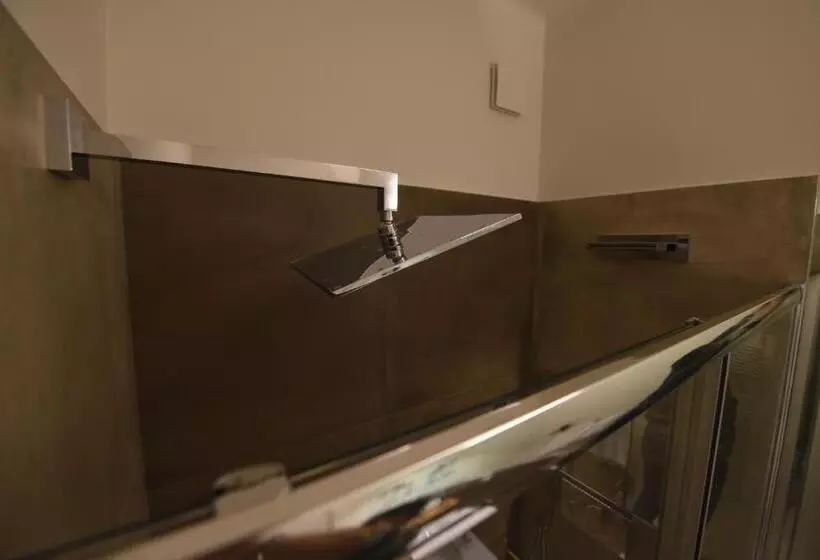 پانسیون Nicola S Luxury Rooms