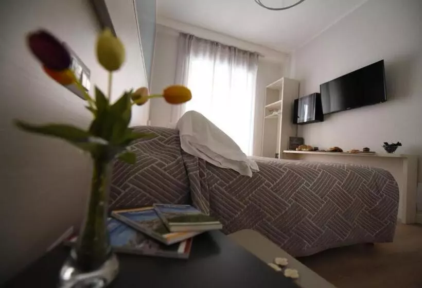 پانسیون Nicola S Luxury Rooms