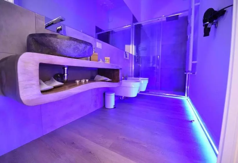 پانسیون Nicola S Luxury Rooms