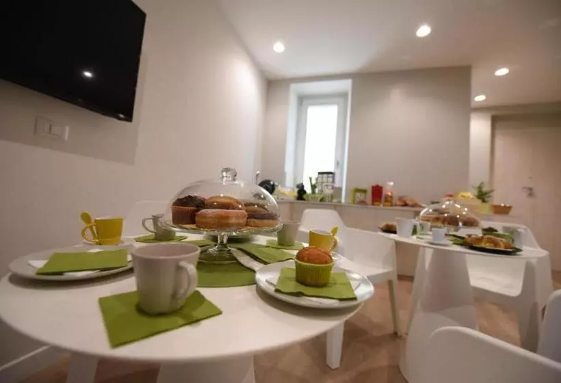 پانسیون Nicola S Luxury Rooms