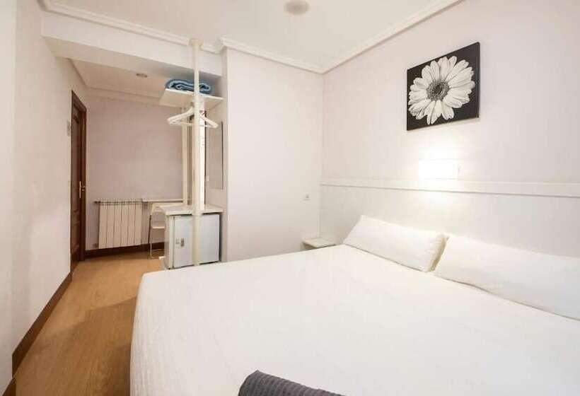 Pensión Santa Clara