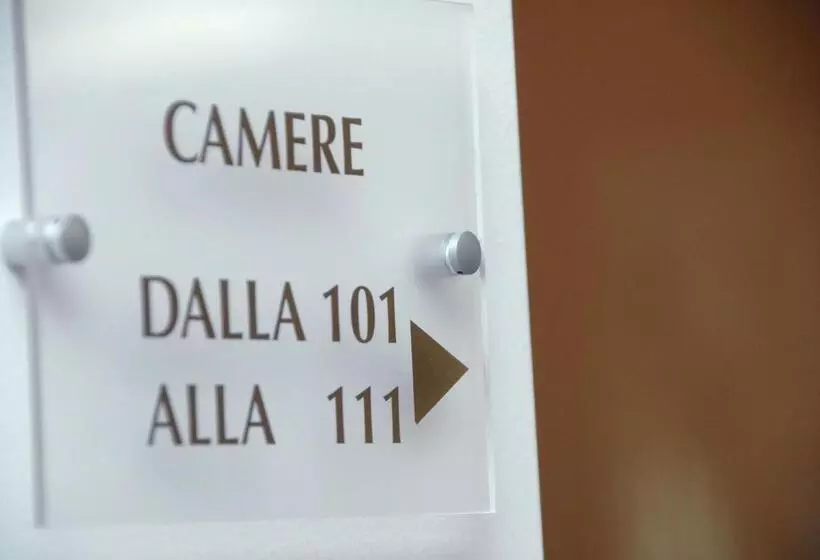 Groane Hotel Residence