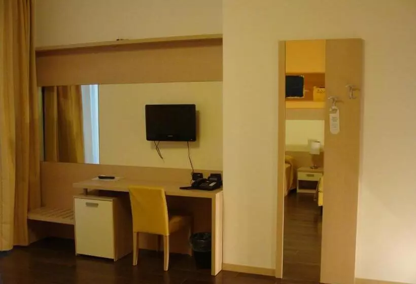 Groane Hotel Residence