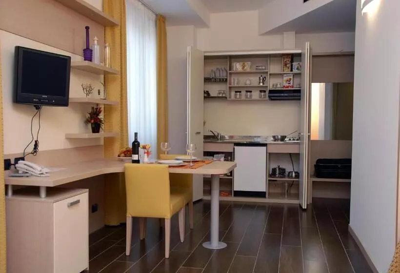 Groane Hotel Residence