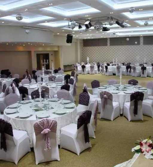 בית מלון כפרי Adanava