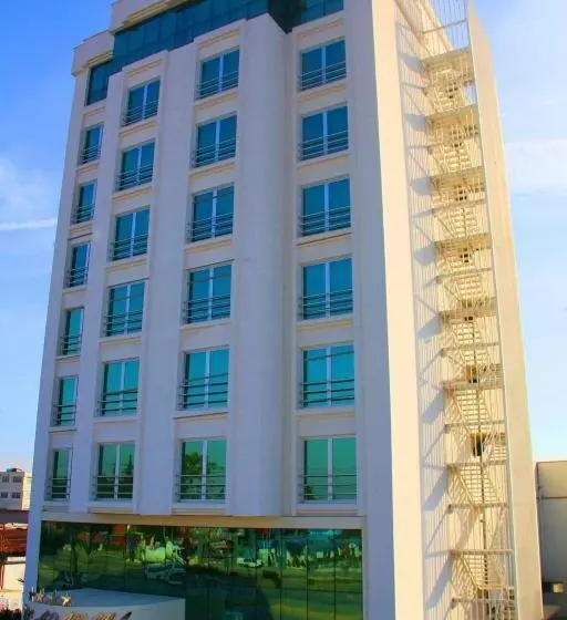 בית מלון כפרי Adanava