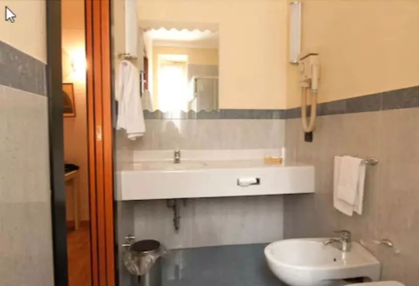 هتل Sant Eustorgio