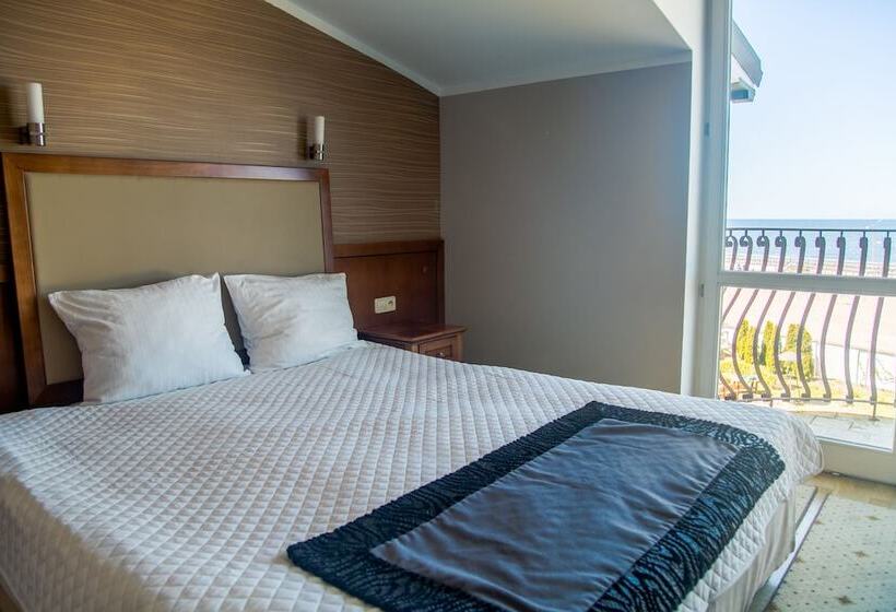 בית מלון כפרי Apollo