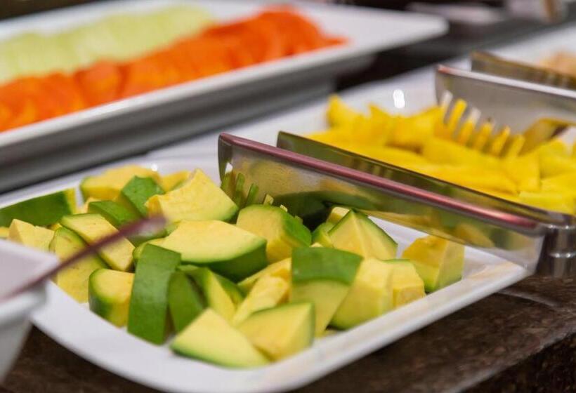 בית מלון כפרי Canada