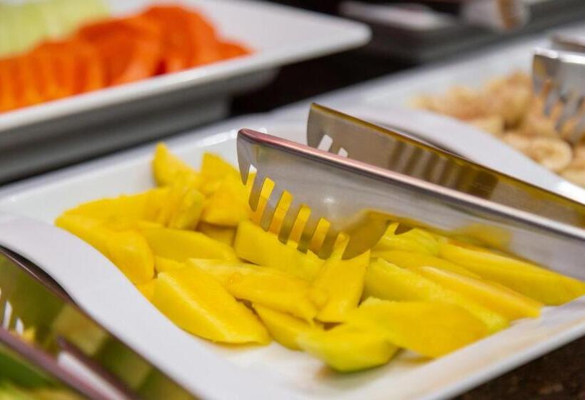 בית מלון כפרי Canada