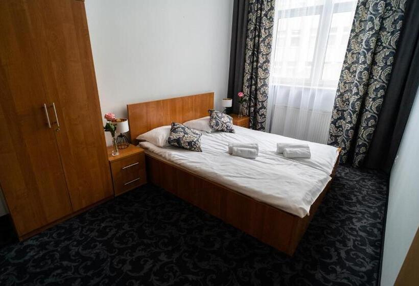 فندق Sanvit Restauracja & Spa