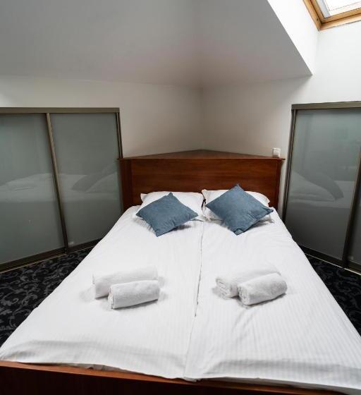 فندق Sanvit Restauracja & Spa