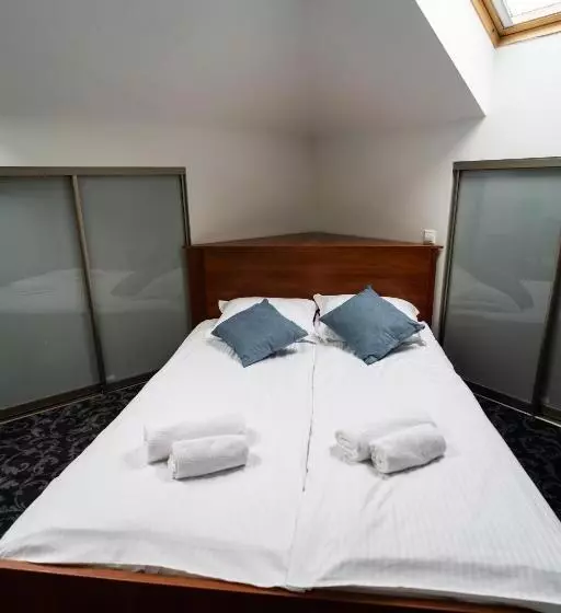 호텔 Sanvit Restauracja & Spa