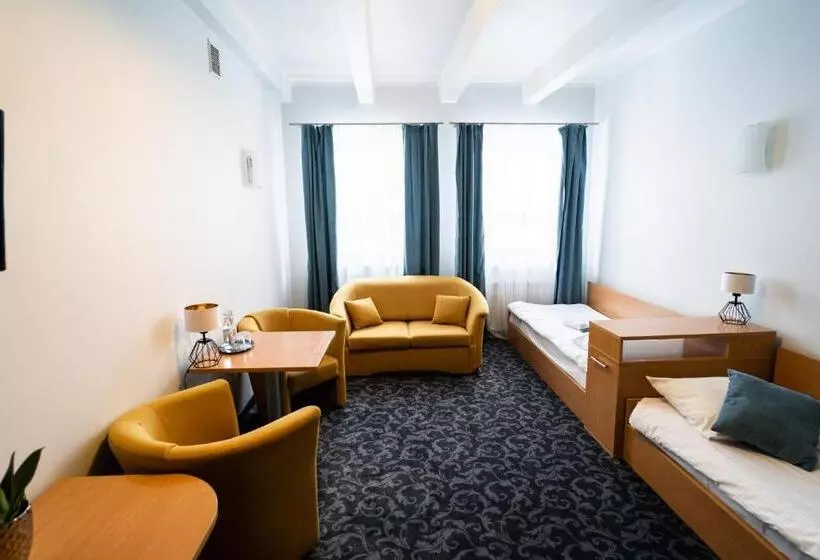 호텔 Sanvit Restauracja & Spa