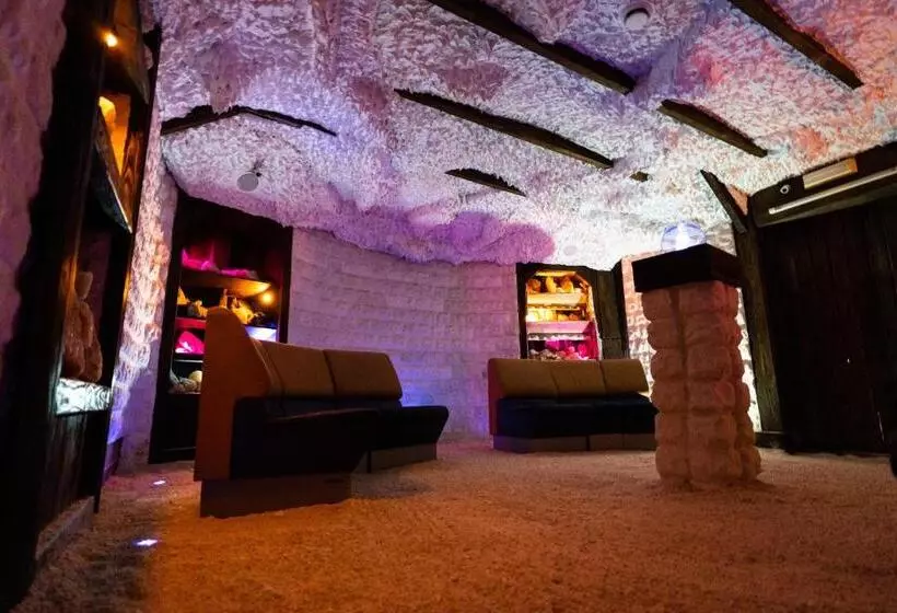 호텔 Sanvit Restauracja & Spa