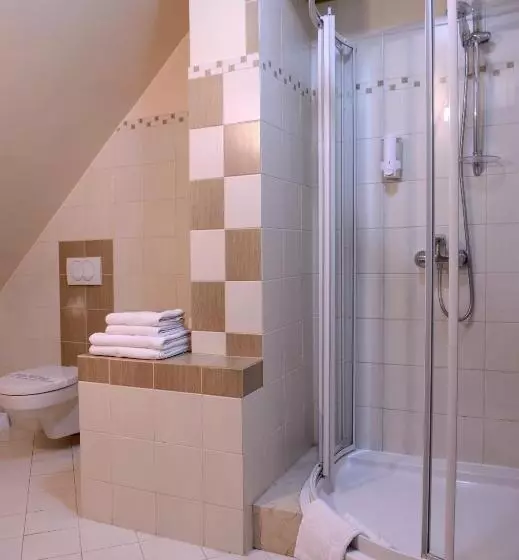 בית מלון כפרי Dwór Carski