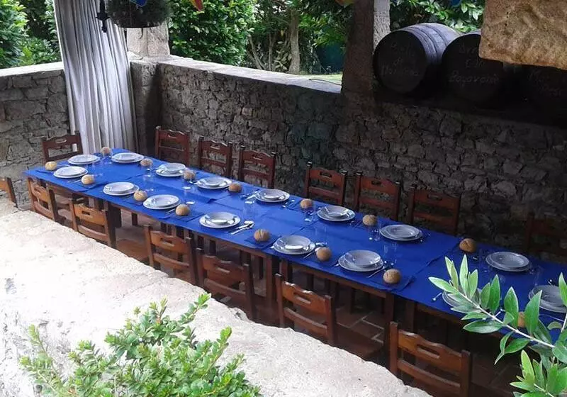 Отель Entreviñes