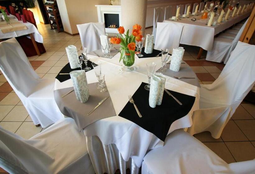 בית מלון כפרי Gościniec Kaszubski