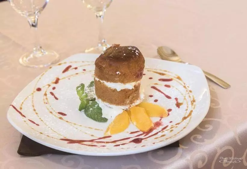 فندق Hôtel Pedussaut