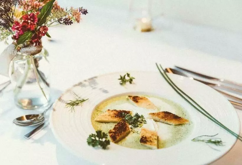 Hotelli Kowald Loipersdorf