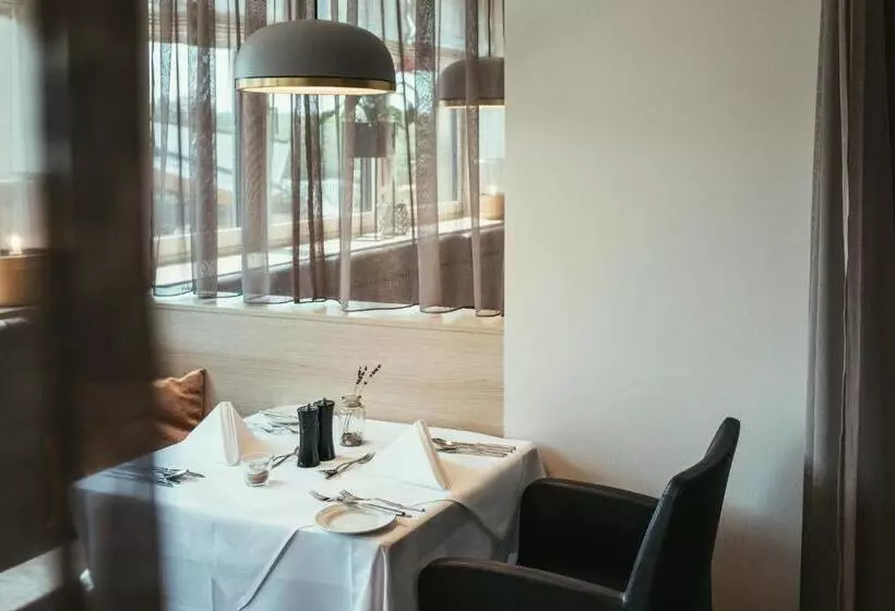 Hotelli Kowald Loipersdorf