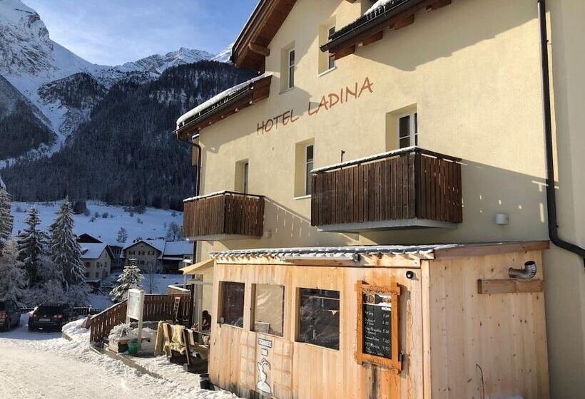 فندق Ladina