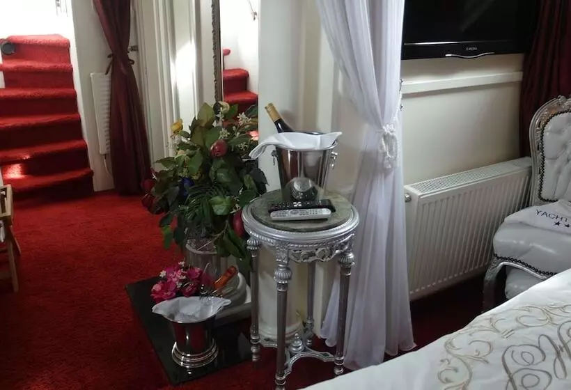 酒店 Maria Callas Yacht