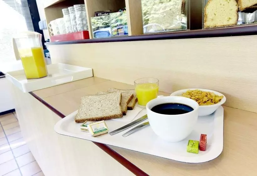 בית מלון כפרי Premiere Classe Rouen Nord  Bois Guillaume