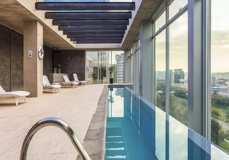 فندق Radisson Blu Plaza El Bosque Santiago