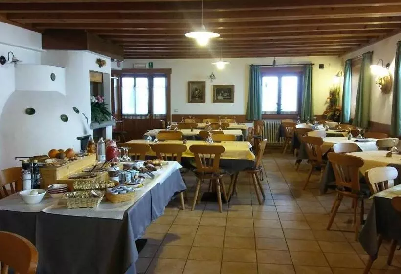 酒店 Rifugio Predaia Ai Todesci