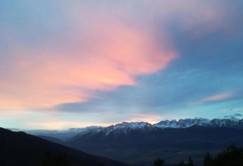 فندق Rifugio Predaia Ai Todesci