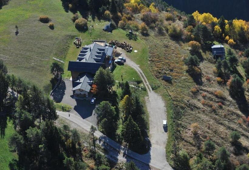 فندق Rifugio Predaia Ai Todesci