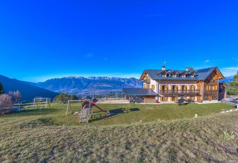 فندق Rifugio Predaia Ai Todesci