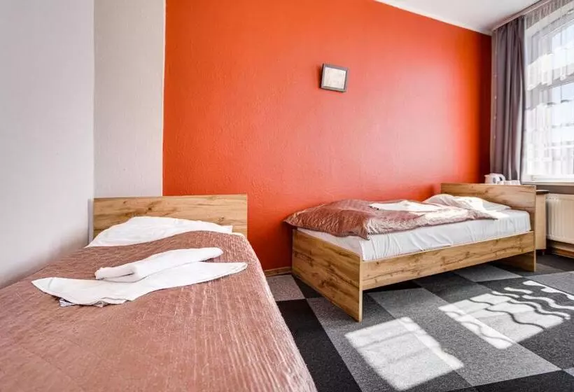 בית מלון כפרי Sowa