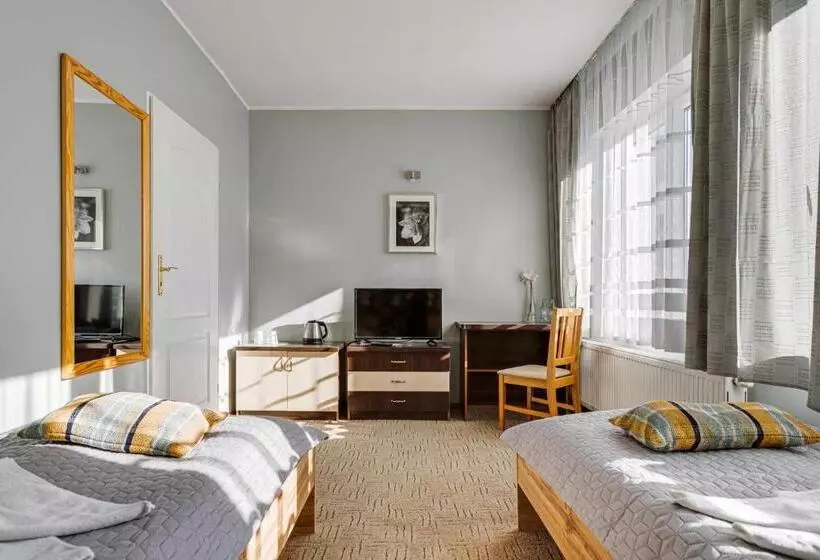 בית מלון כפרי Sowa