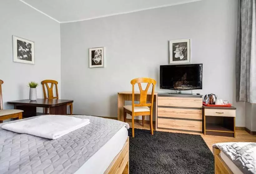 בית מלון כפרי Sowa