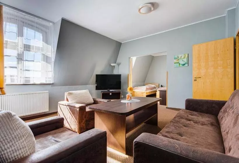 בית מלון כפרי Sowa