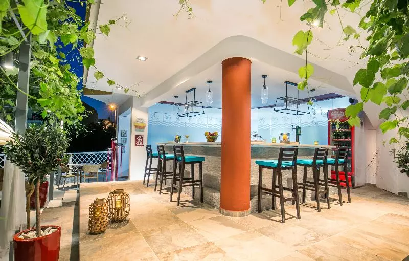 Отель Thalassies