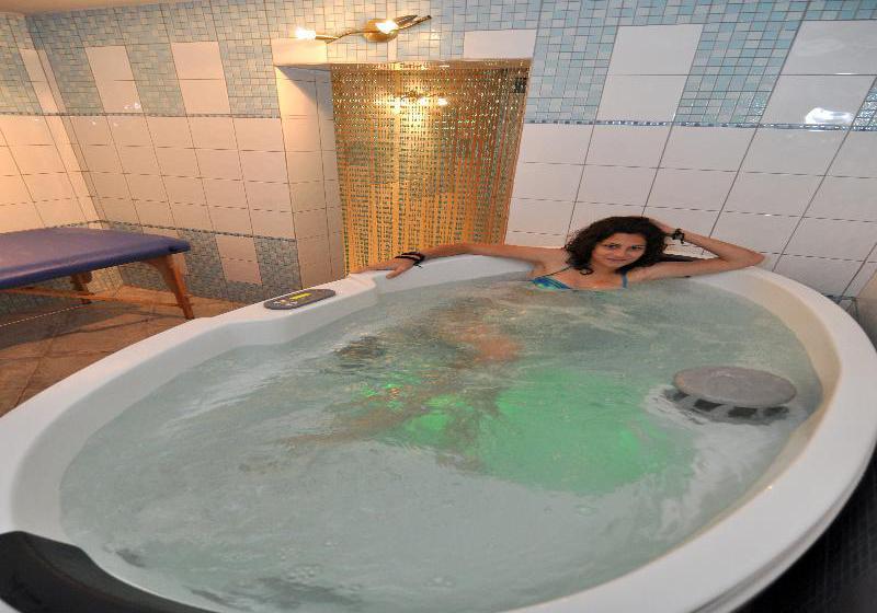 Отель Thalassies