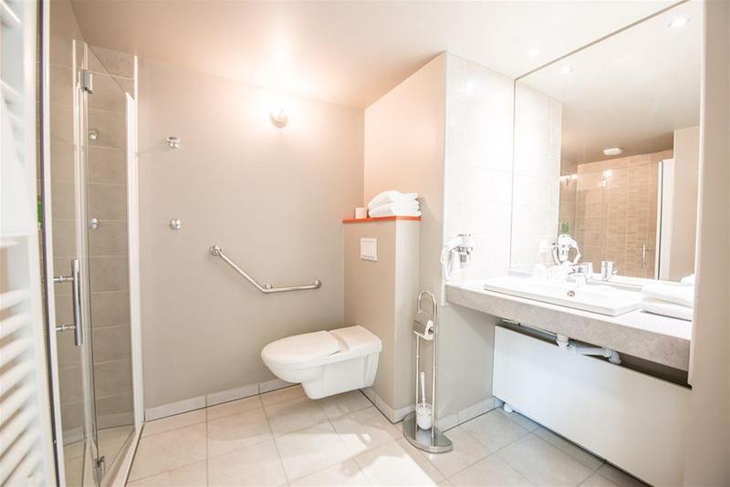 בית מלון כפרי The Originals Résidence, Grenoble Université