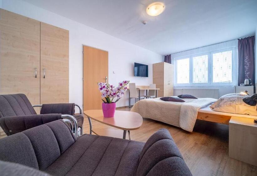 فندق U Nádraží